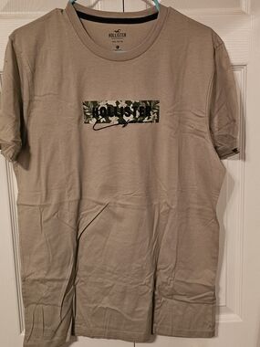 Hollister Tan Short-Sleeve Tee with Green Floral Logo